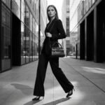 Valentino Garavani Crystal-Embellished Small VLogo Shoulder Bag – Black Leather 19cm - Image 9